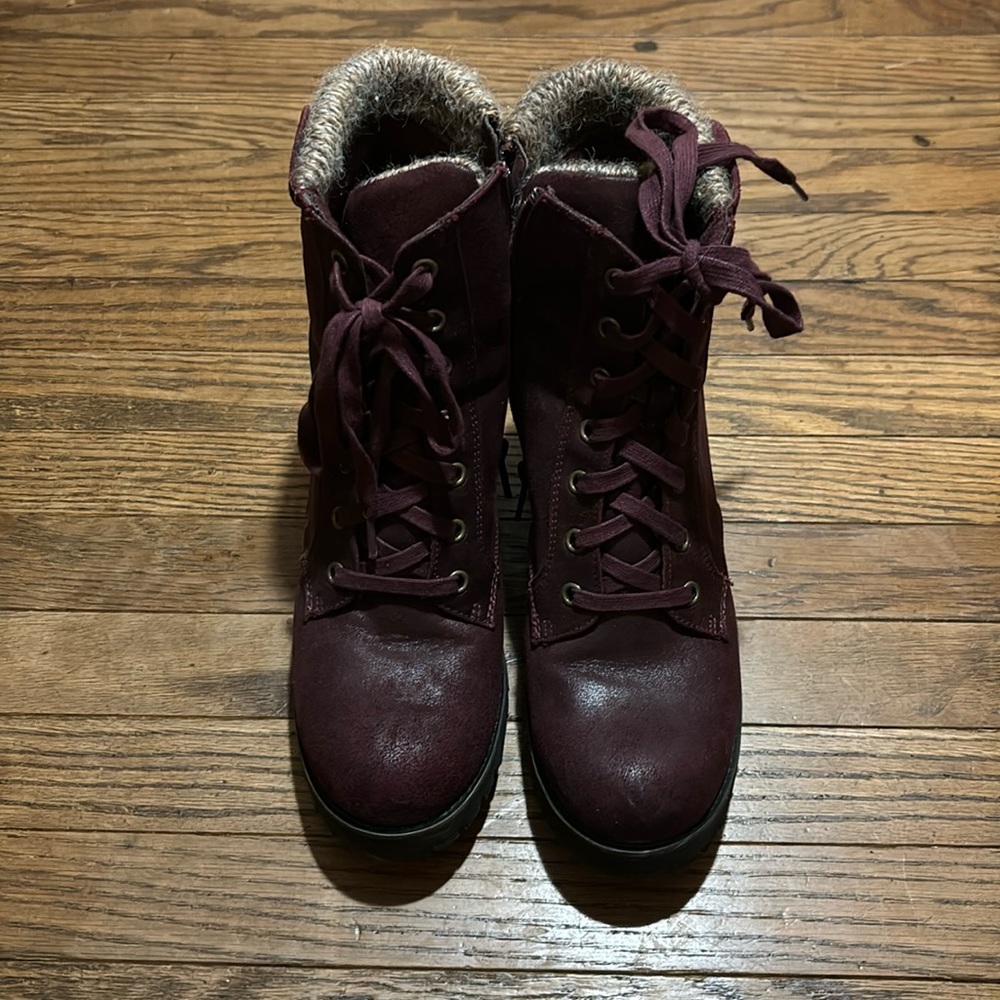 Women’s boots.  Leather.  Zip.  Size 10.  By Carlos.
